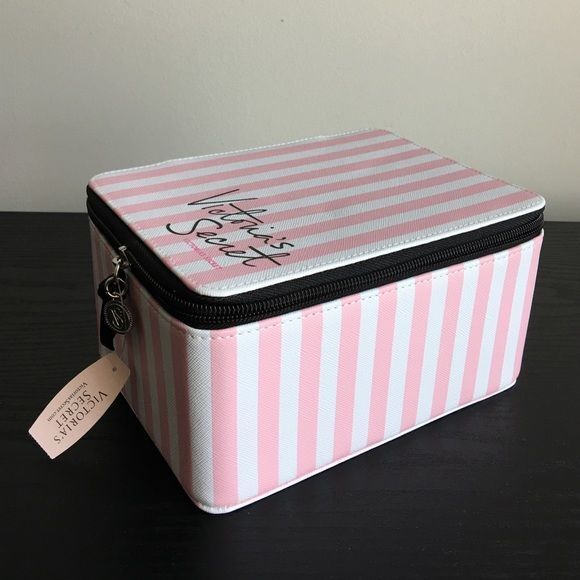 Travel case - Picture 1 of 4